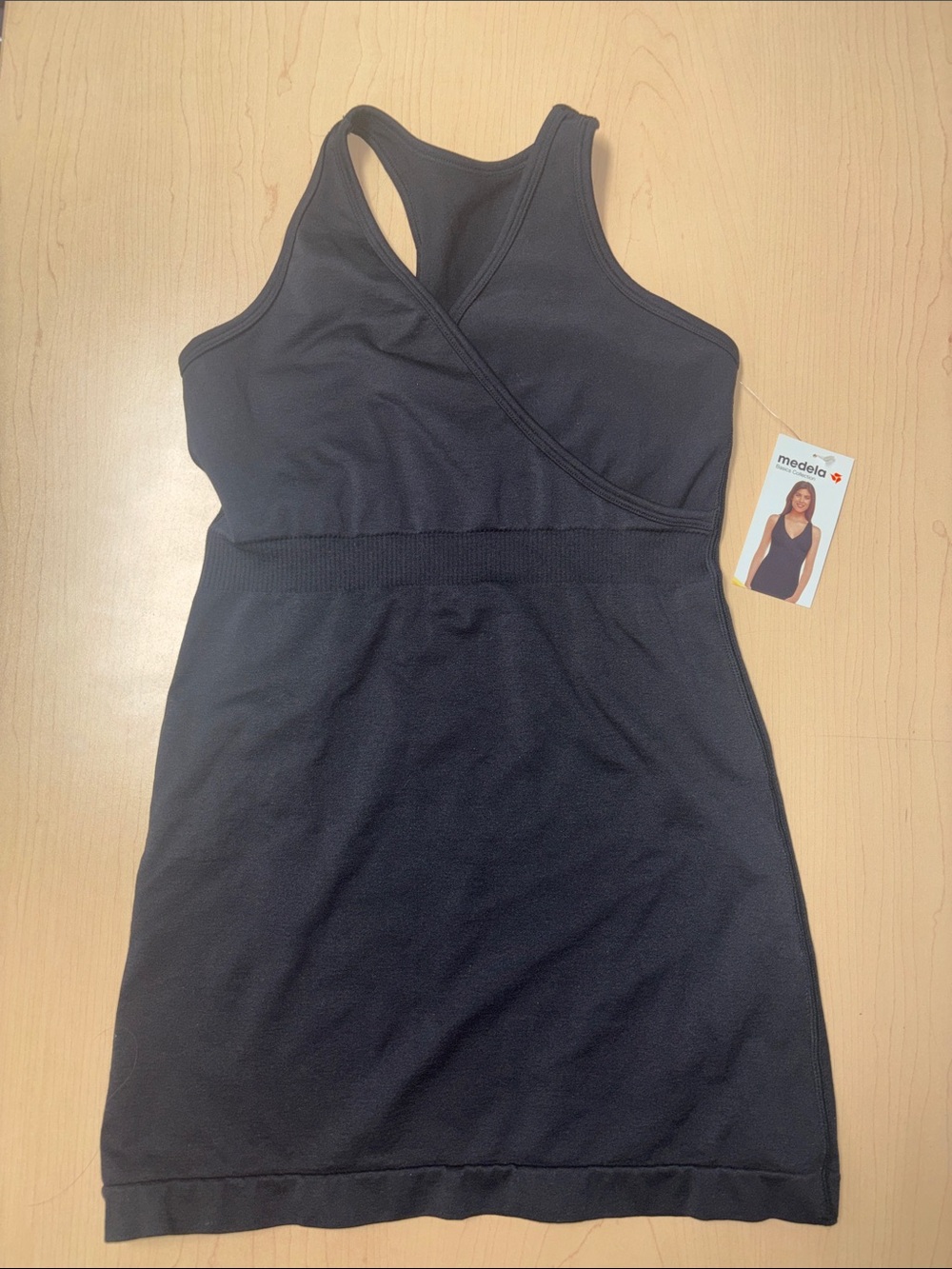 NEW Medela Sleep Tank Black Nursing Racerback Top Size Medium